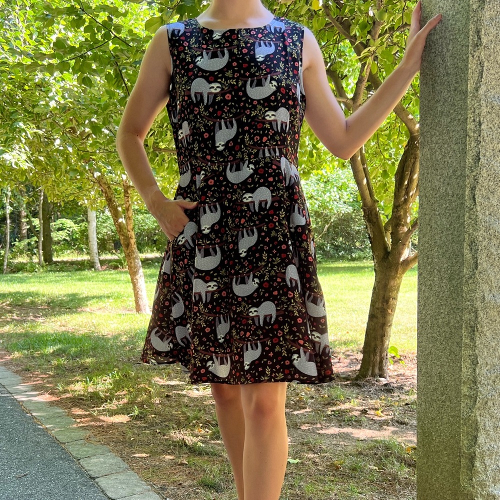 Sleeveless Black Midi Dress with Sloth Print